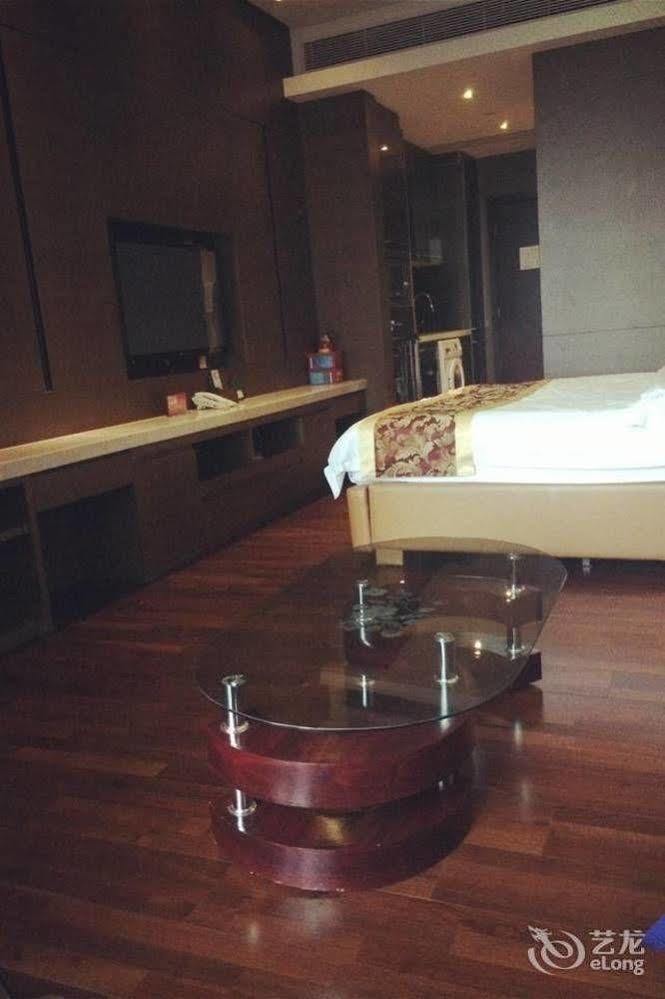 Lunkai International Hotel Guangzhou Exterior photo